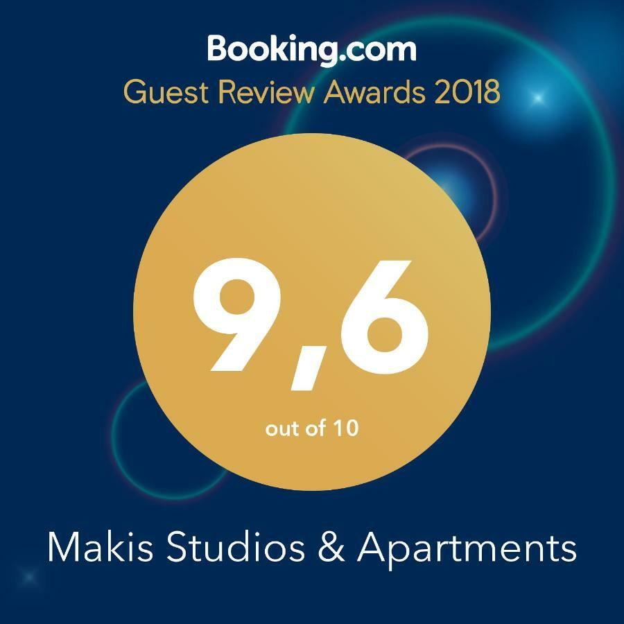 Makis Studios & Apartments Poros  Eksteriør billede