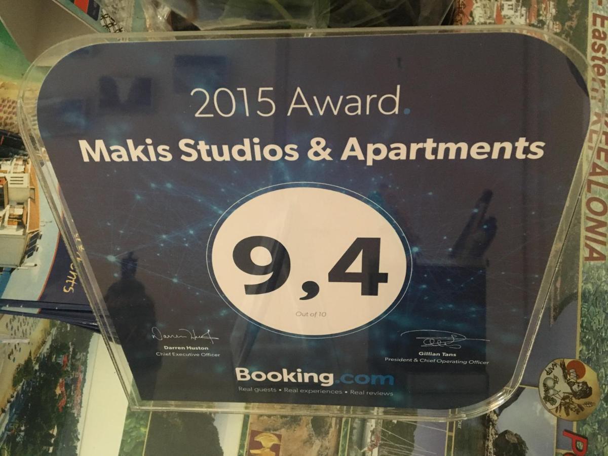 Makis Studios & Apartments Poros  Eksteriør billede